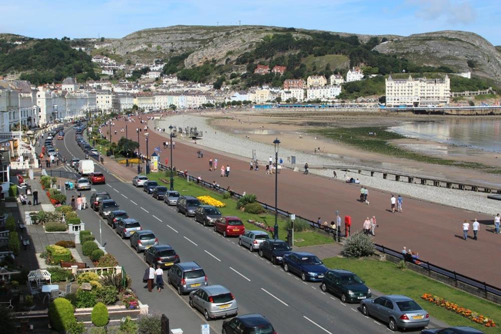 Stratford House Exclusively For Adults Hotel Llandudno Exterior photo