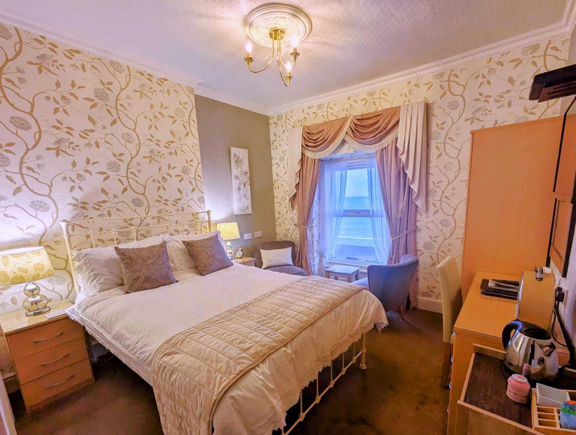 Stratford House Exclusively For Adults Hotel Llandudno Exterior photo